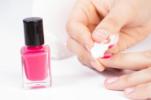 how-to-remove-SNS-nails-without-acetone